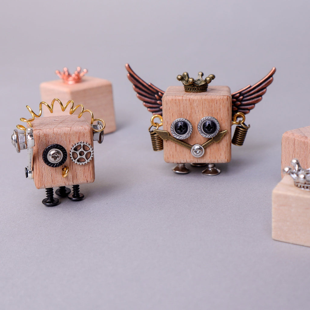 DIY Timberbot Kit – Build 2 Wooden Robots, Make Keychains & Necklaces