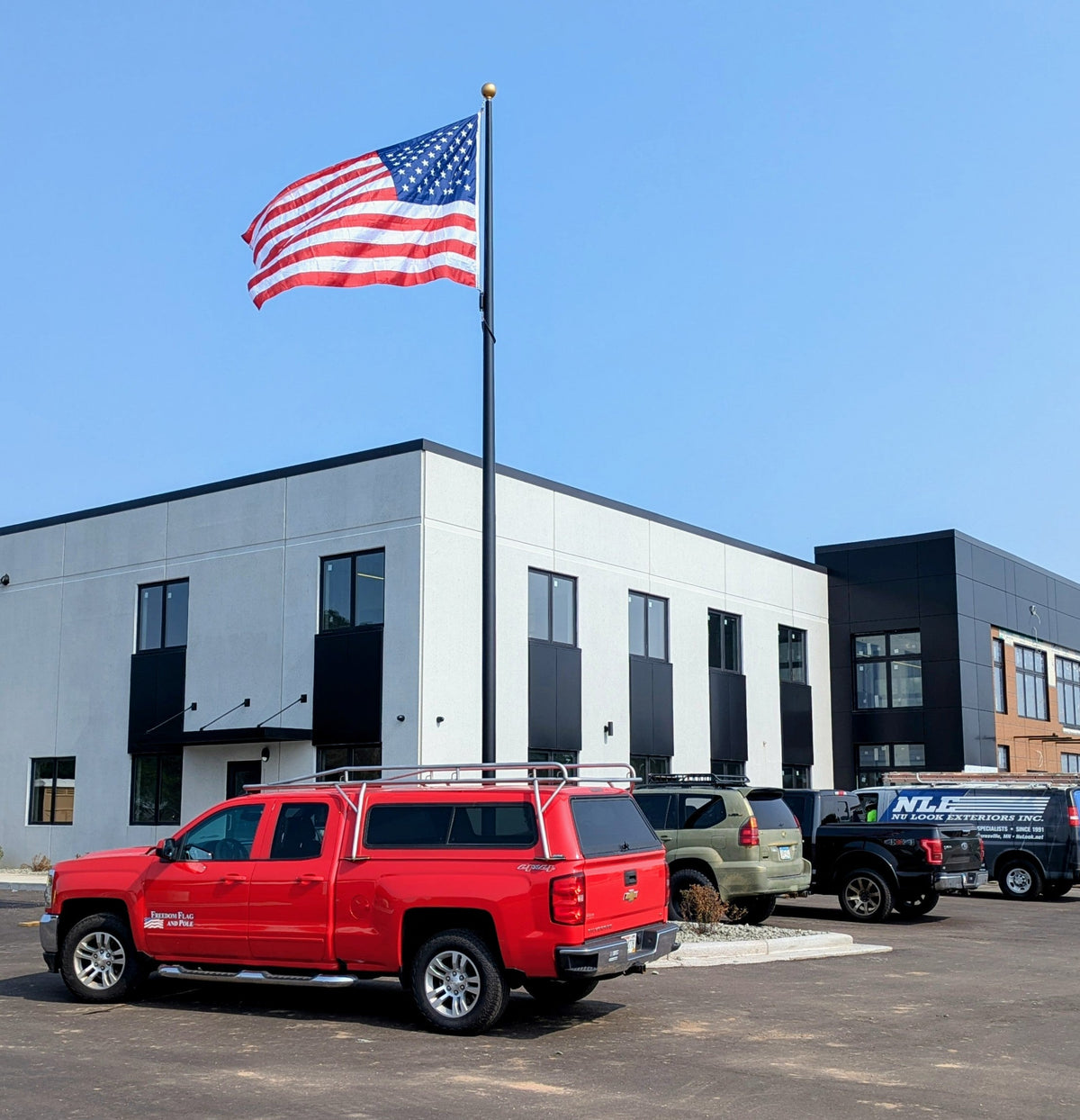 35' Internal Halyard Aluminum Flagpole - Independence Series - 7" x .156"