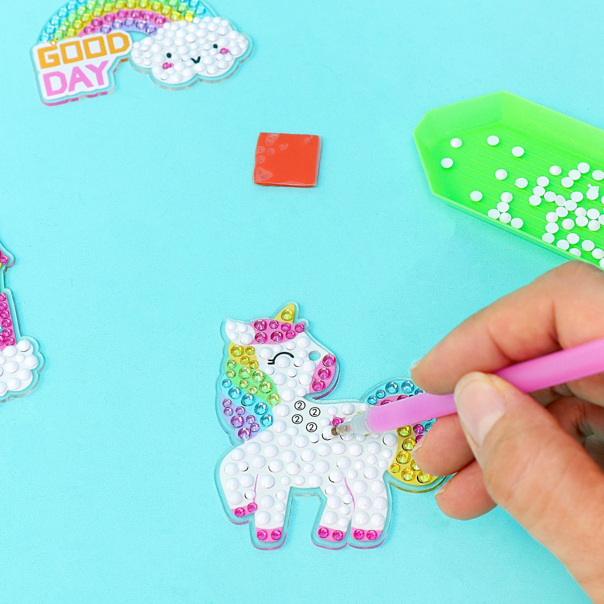 Adorable Keychains Diamond Art Kit – Unicorn (Set of 15)