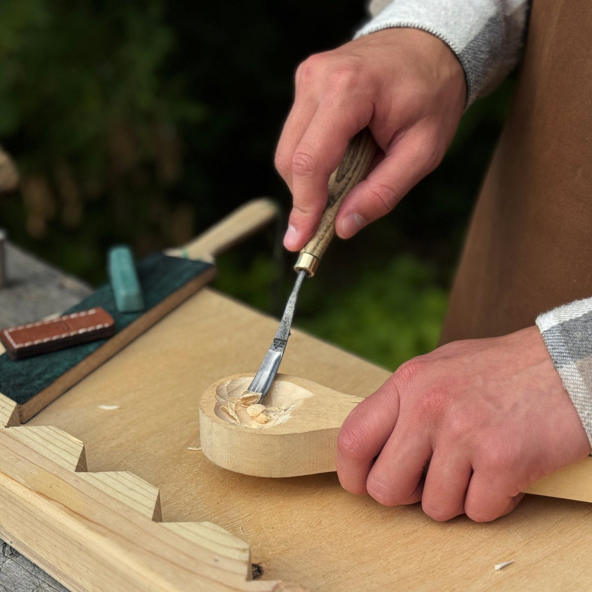 Curved Detail Carving Gouge – 12 mm (0.47 inches)