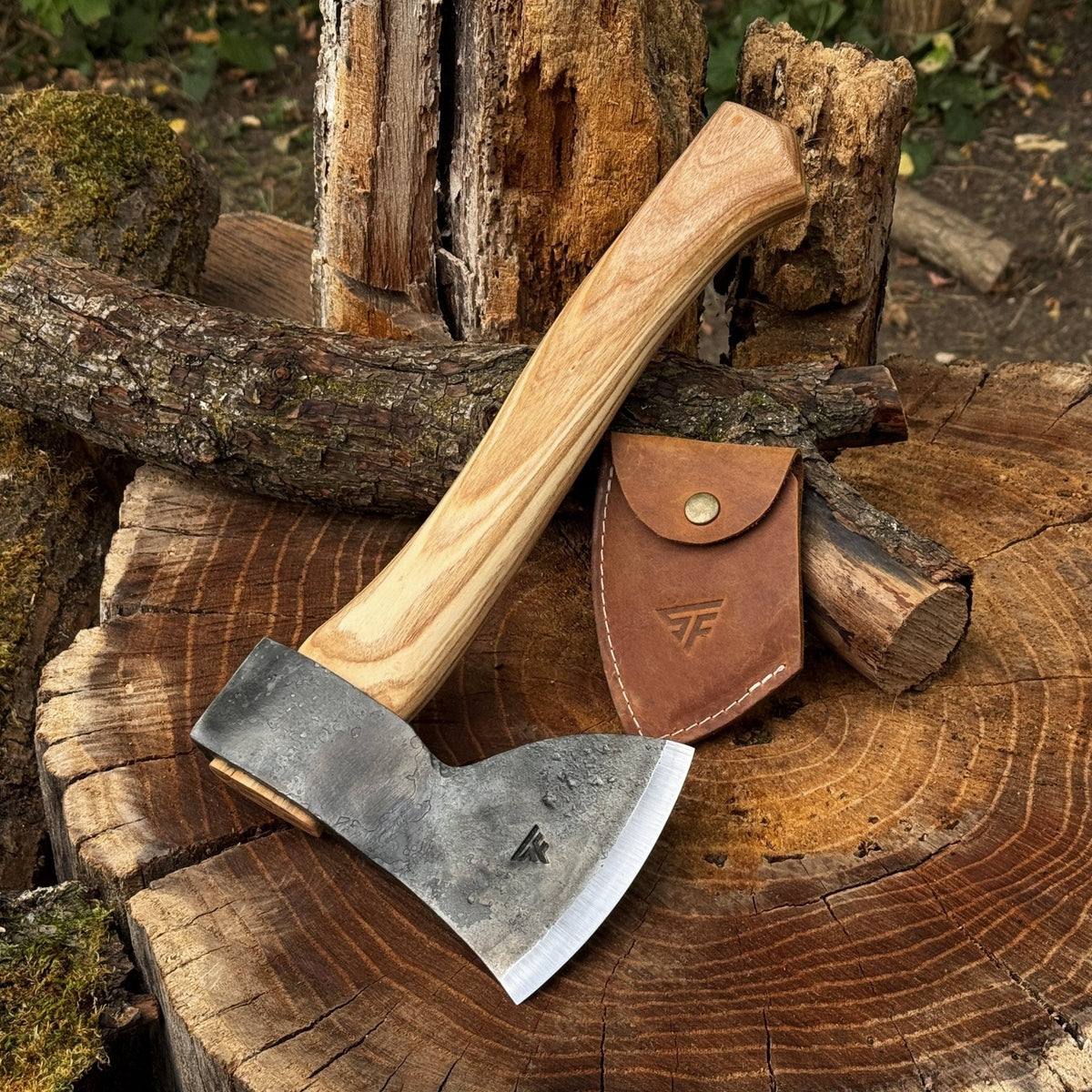 Small Carving Axe, 0.7 kg (1.54 lb)